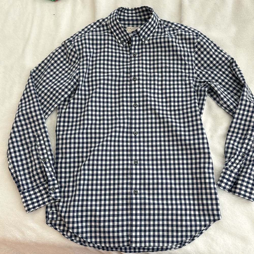 Club Monaco shirt